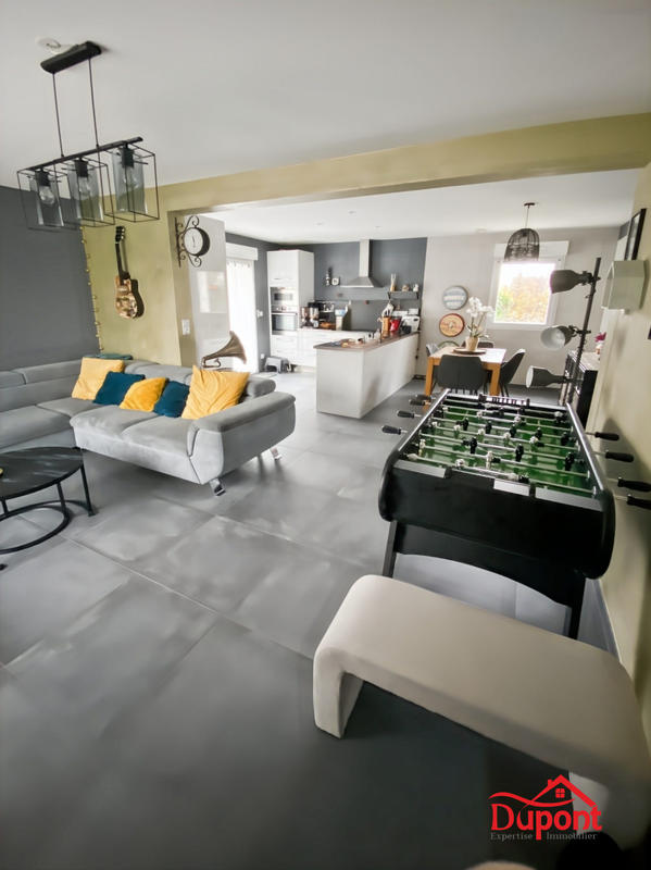 Maison - 97 m² - 4 pièces