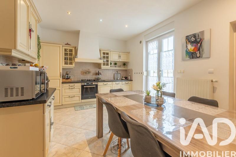 Maison - 105 m² - 6 pièces