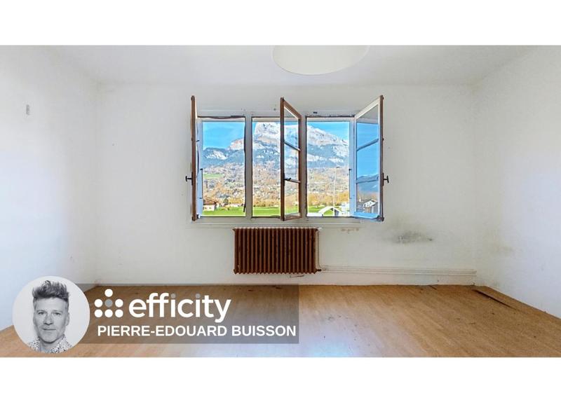 Appartement - 105 m² - 5 pièces