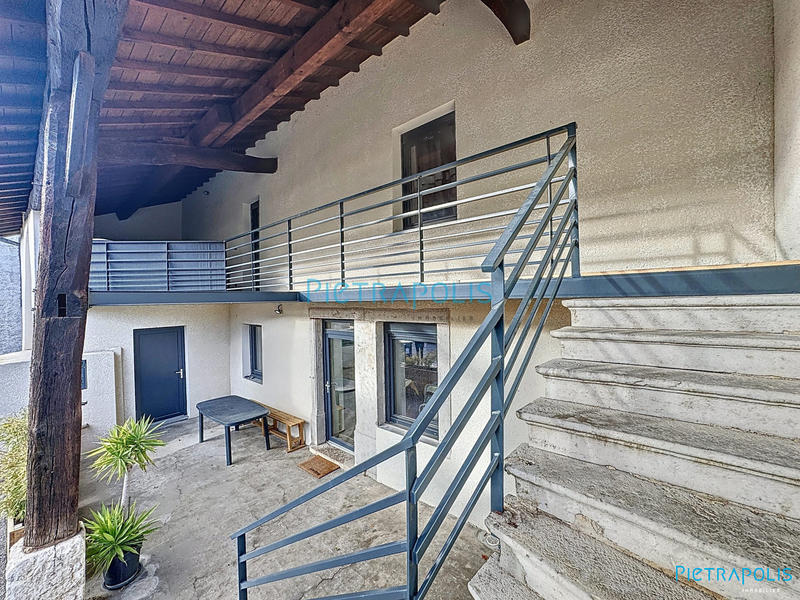 Maison - 137 m² - 6 pièces