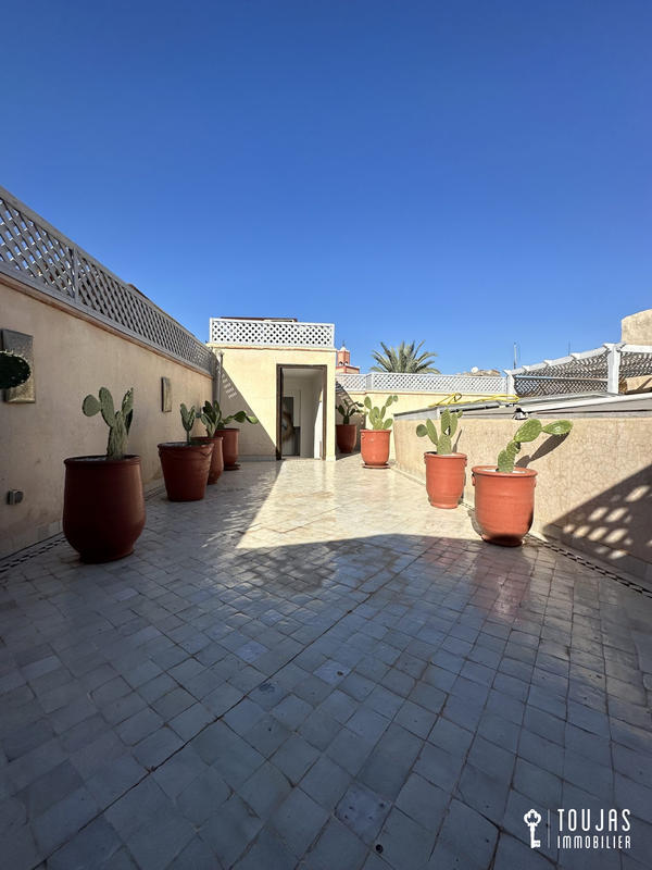 Maison - 350 m² - 7 pièces