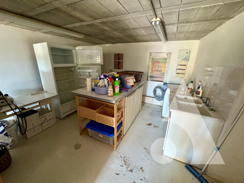 Maison - 250 m² - 11 pièces