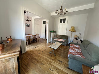 Appartement - 300 m² - 6 pièces