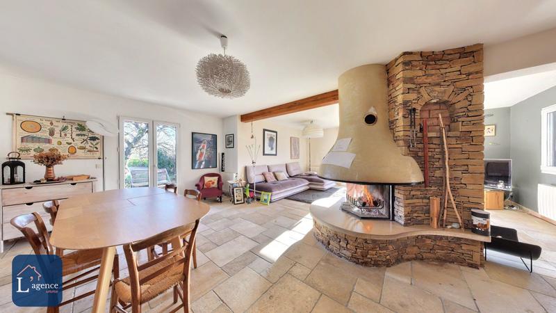 Maison - 224 m² - 5 pièces