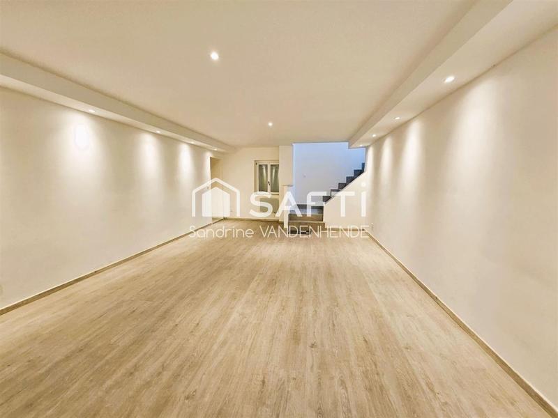 Maison - 180 m² - 6 pièces