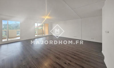 Appartement - 86 m² - 4 pièces