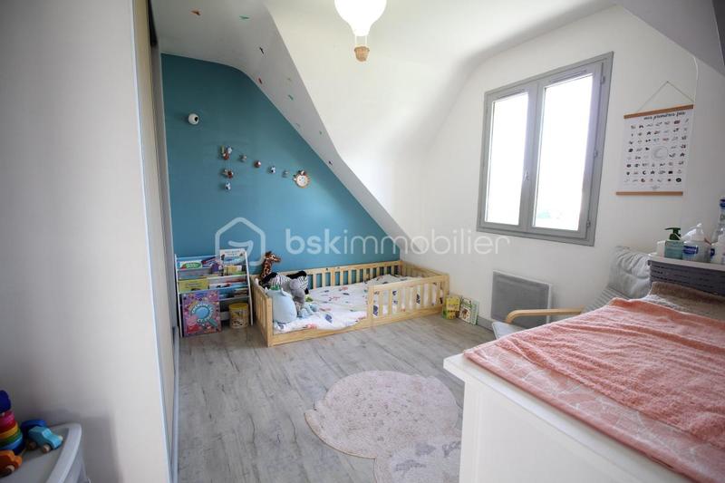 Maison - 93 m² - 5 pièces