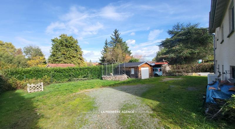 Maison traditionnelle - 105 m² - 4 pièces