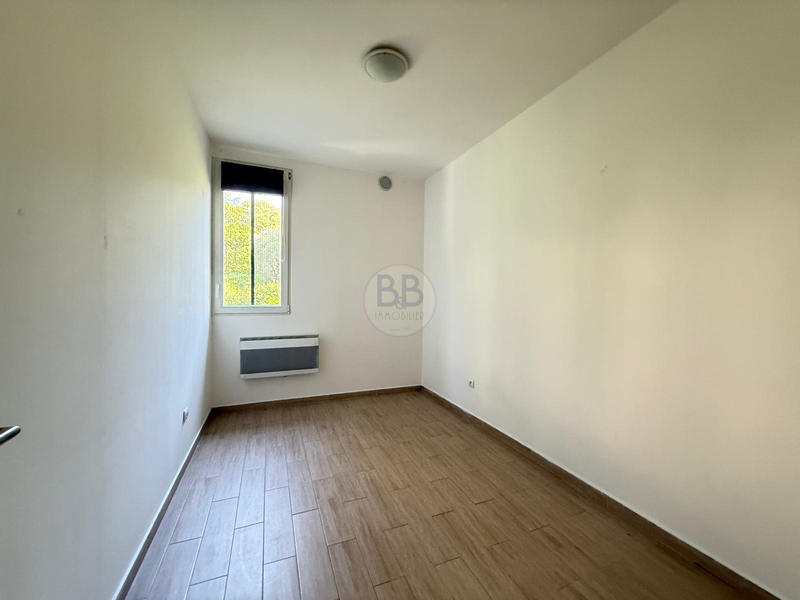 Immeuble - 740 m² - 40 pièces