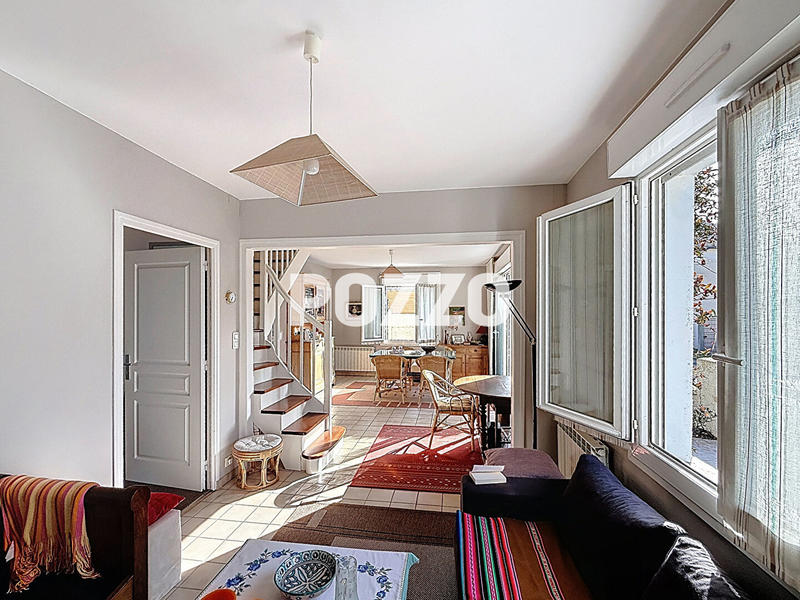 Maison - 97 m² - 5 pièces