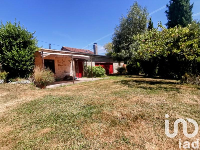 Maison - 210 m² - 3 pièces