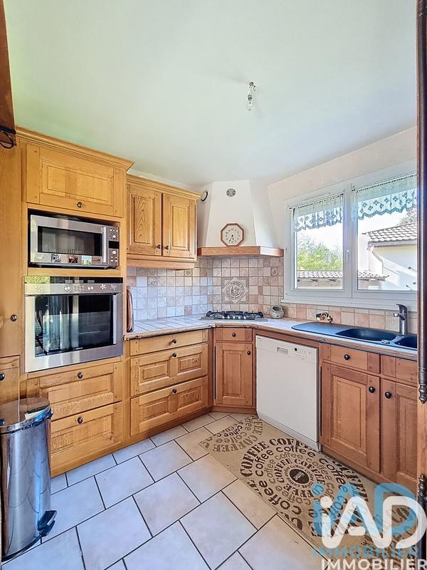 Maison - 95 m² - 5 pièces