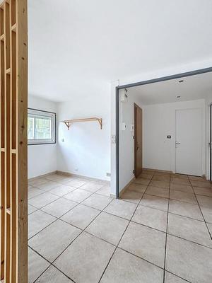 Appartement - 82 m² - 3 pièces