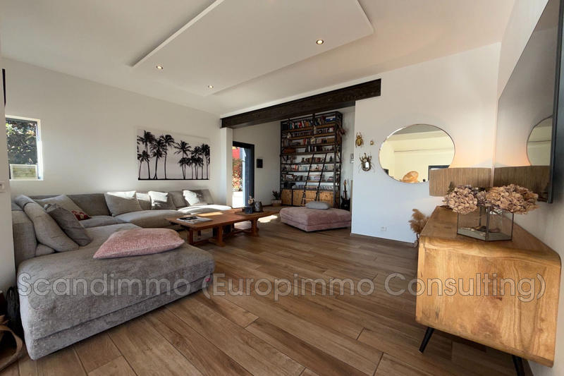 Maison - 162 m² - 5 pièces