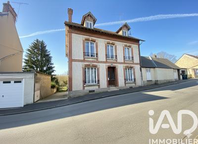 Maison - 249 m² - 10 pièces