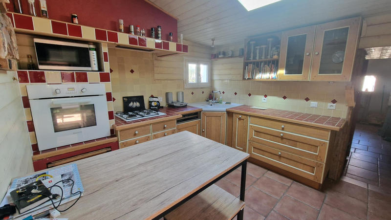 Maison - 245 m² - 8 pièces