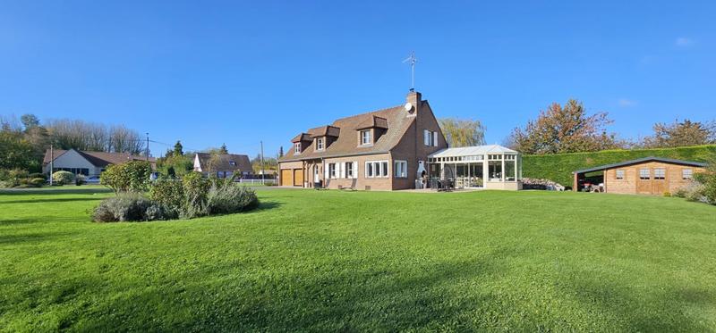 Pavillon - 197 m² - 8 pièces