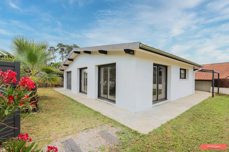 Maison contemporaine - 111 m² - 5 pièces