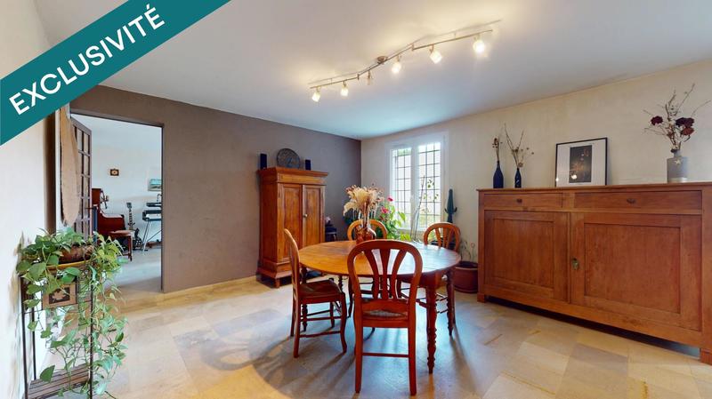 Maison - 203 m² - 7 pièces