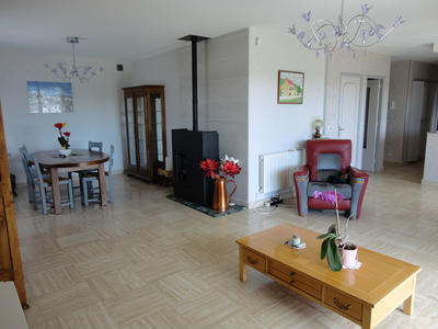 Maison - 215 m² - 7 pièces