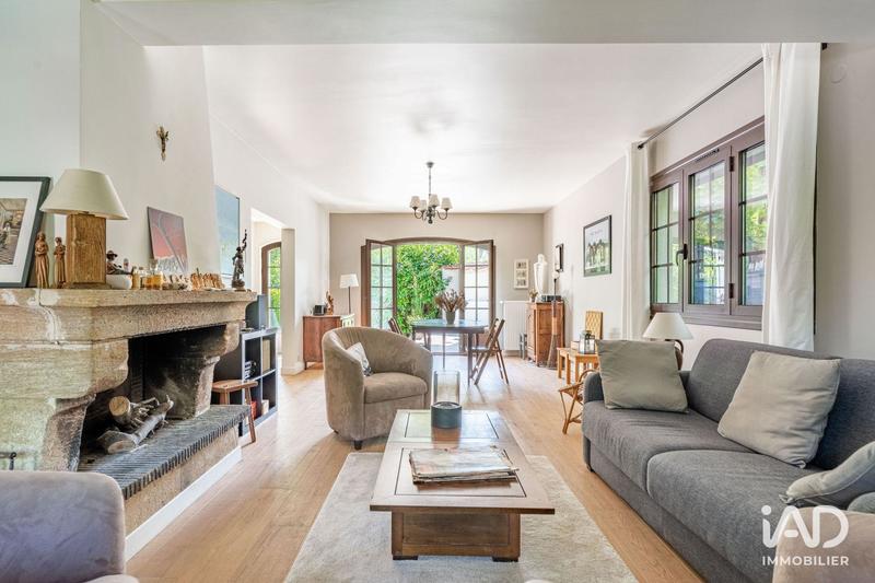 Maison - 185 m² - 6 pièces