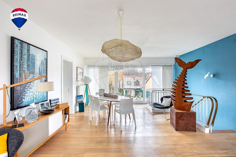 Maison d'architecte - 217 m² - 7 pièces