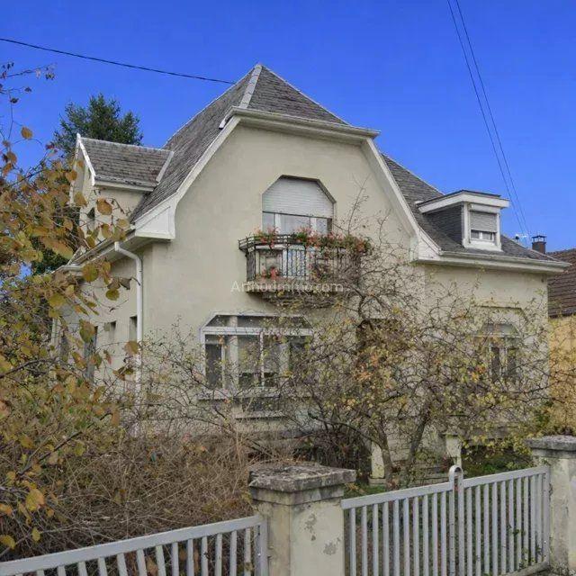 Maison - 149 m² - 6 pièces