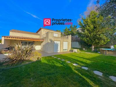 Maison - 162 m² - 5 pièces