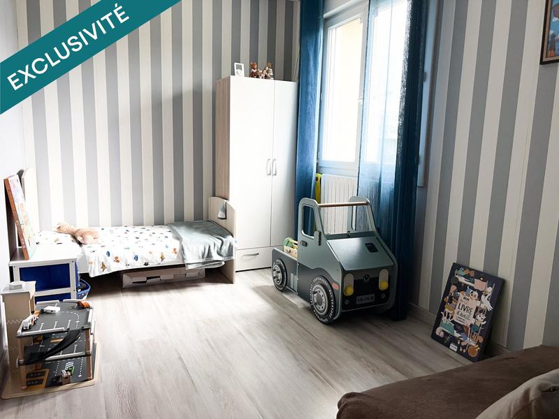 Appartement - 85 m² - 5 pièces