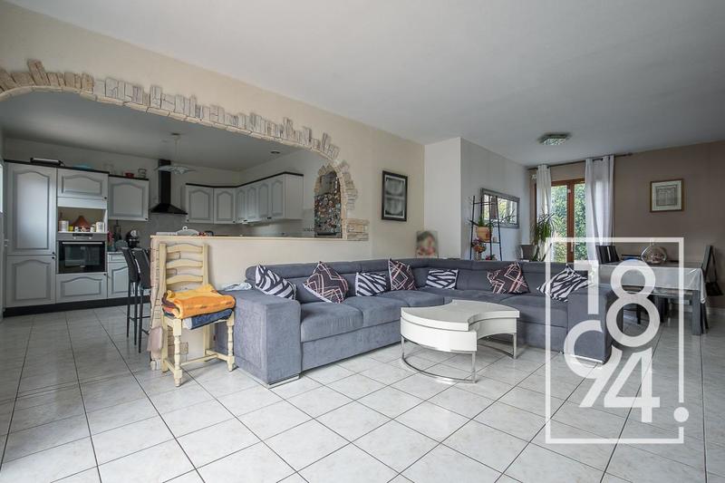 Maison - 120 m² - 5 pièces