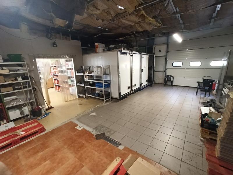 Local commercial - 440 m²