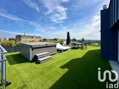 Appartement - 120 m² - 5 pièces