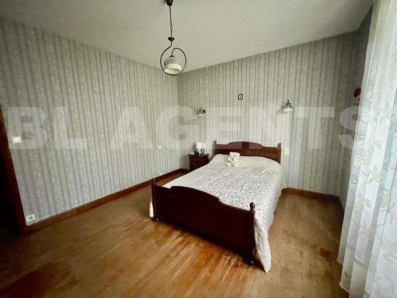 Maison traditionnelle - 125 m² - 5 pièces