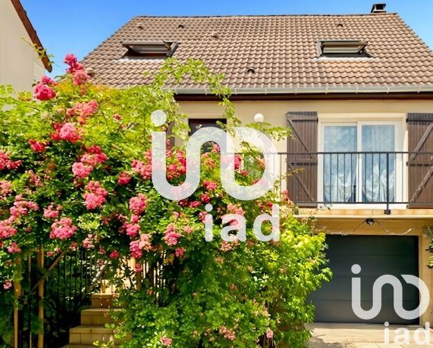 Maison - 96 m² - 6 pièces