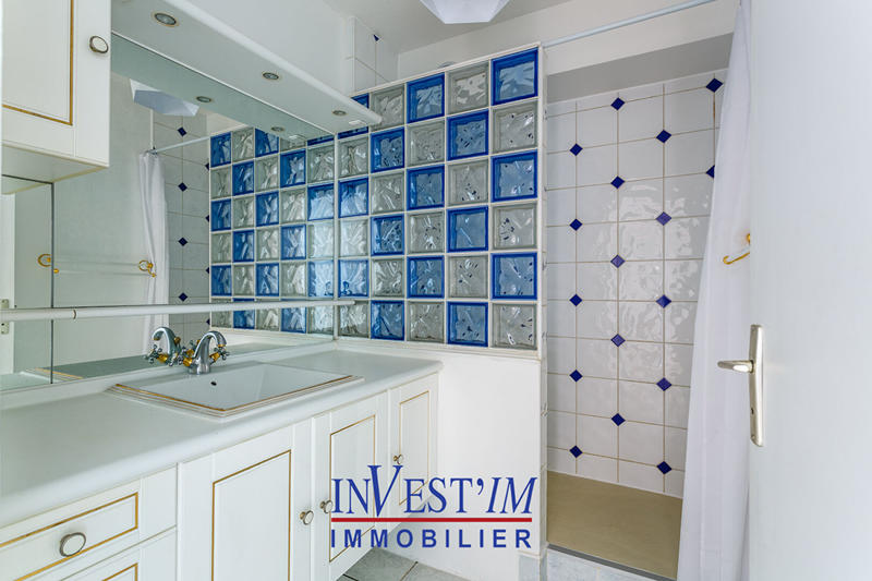 Appartement - 85 m² - 4 pièces