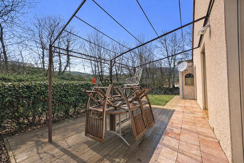 Maison - 108 m² - 4 pièces