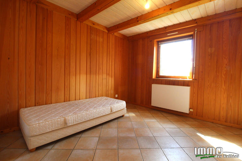 Maison - 104 m² - 6 pièces