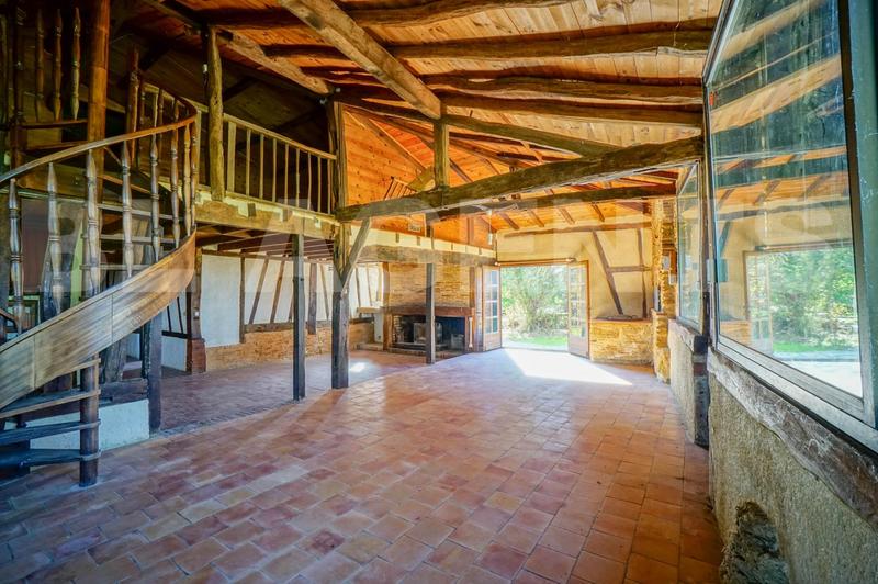 Propriété - 400 m² - 15 pièces