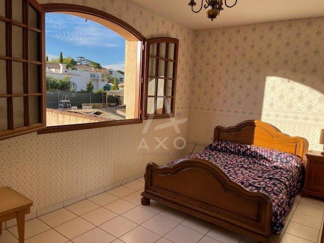 Villa - 140 m² - 5 pièces