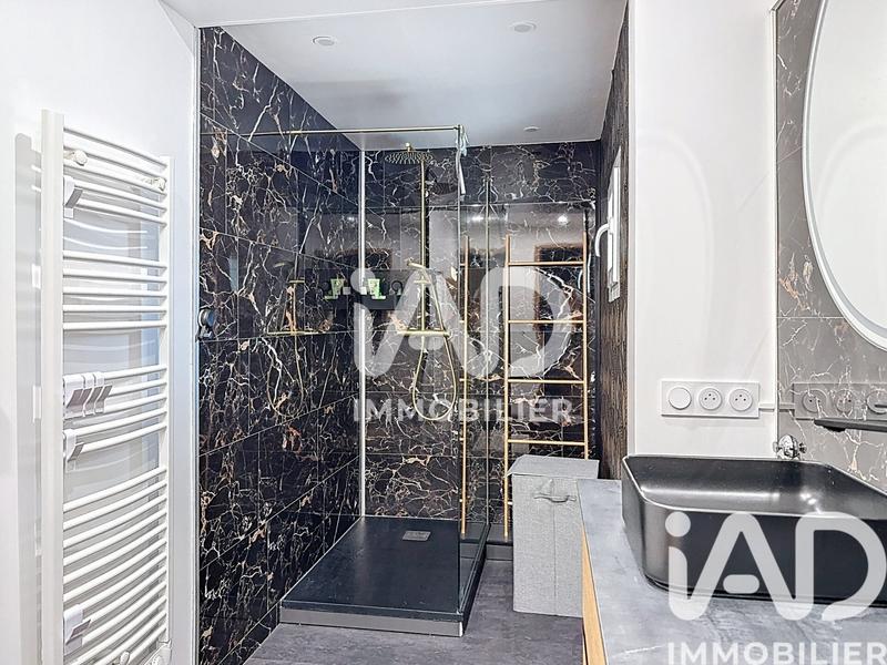 Appartement - 80 m² - 4 pièces