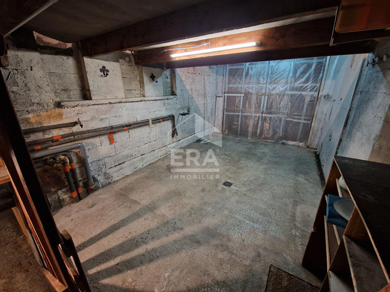 Maison - 121 m² - 5 pièces