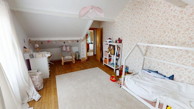 Maison ancienne - 171 m² - 6 pièces