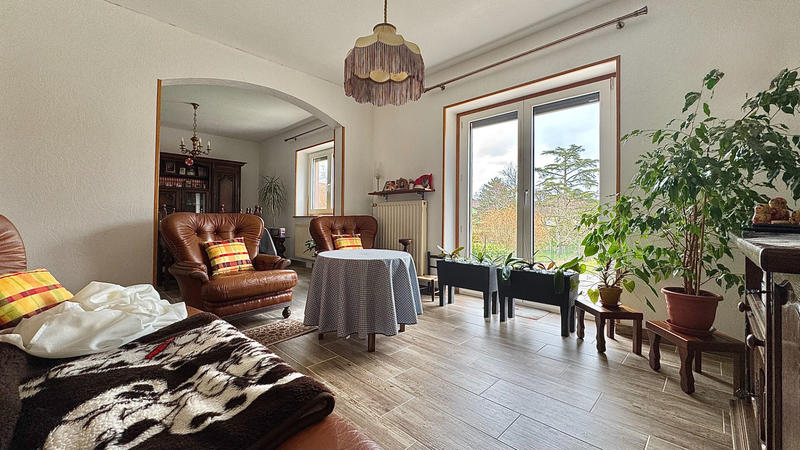 Maison - 104 m² - 5 pièces