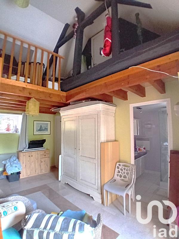 Maison - 205 m² - 9 pièces