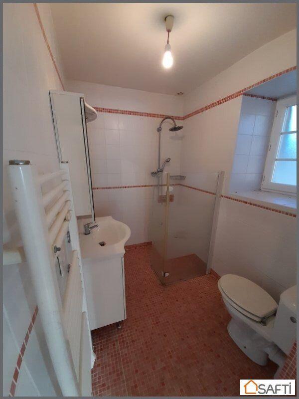 Maison - 205 m² - 7 pièces