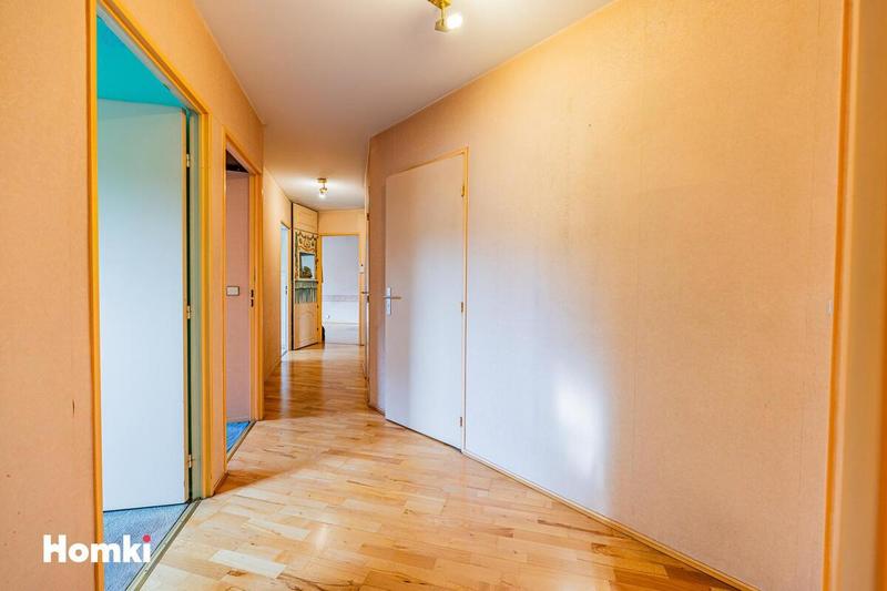 Appartement - 81 m² - 4 pièces