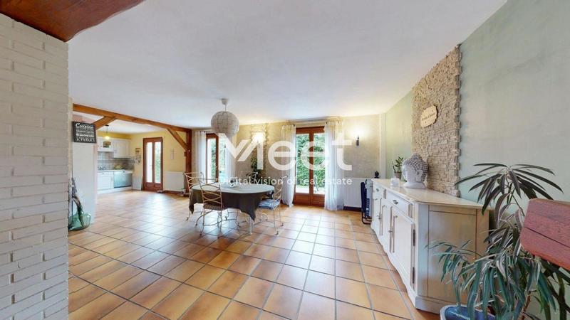 Maison - 145 m² - 6 pièces