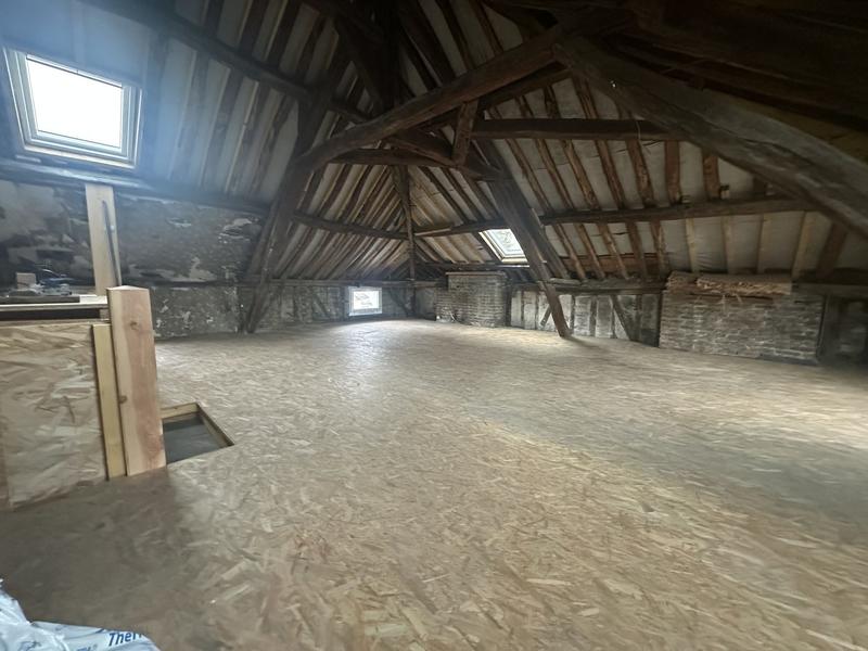 Local d'activités - 164 m²