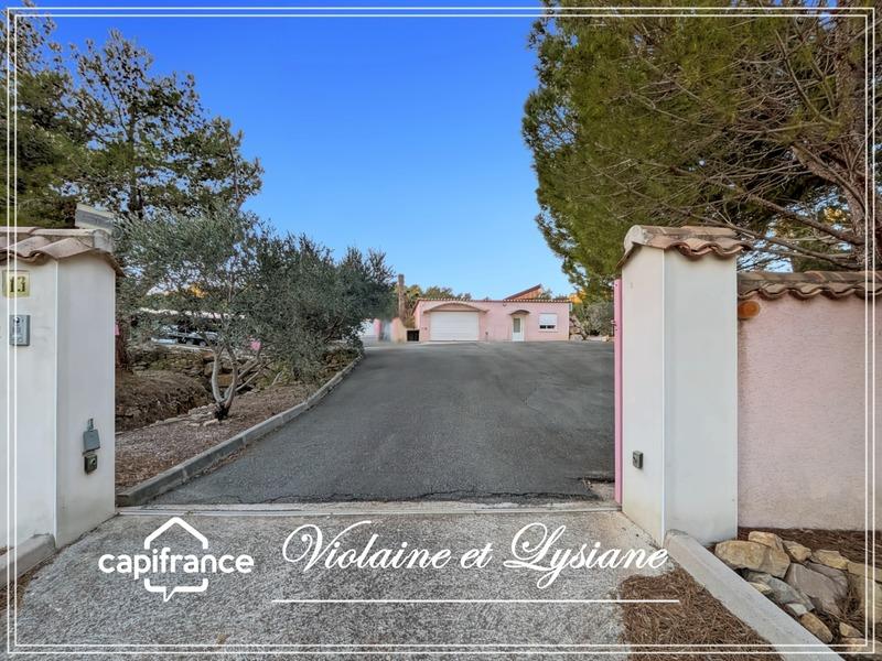 Propriété - 179 m² - 8 pièces