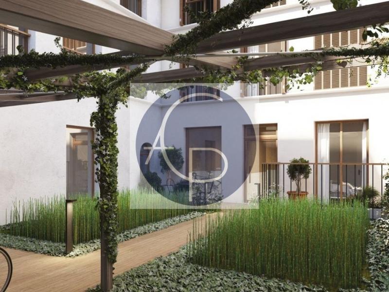 Appartement - 200 m² - 6 pièces